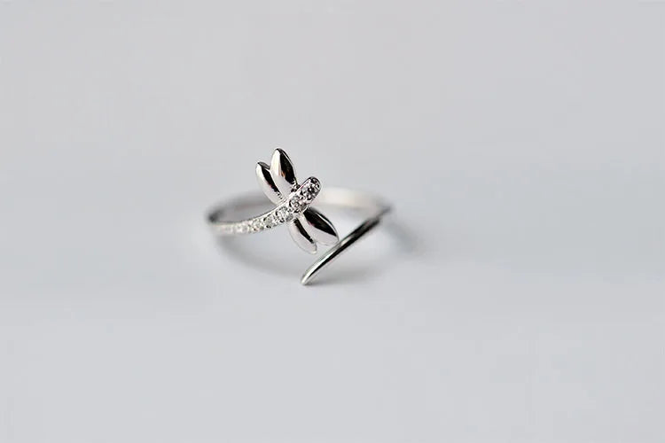 Flying Free Dragonfly Ring