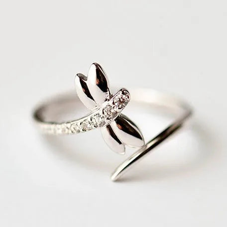 Flying Free Dragonfly Ring