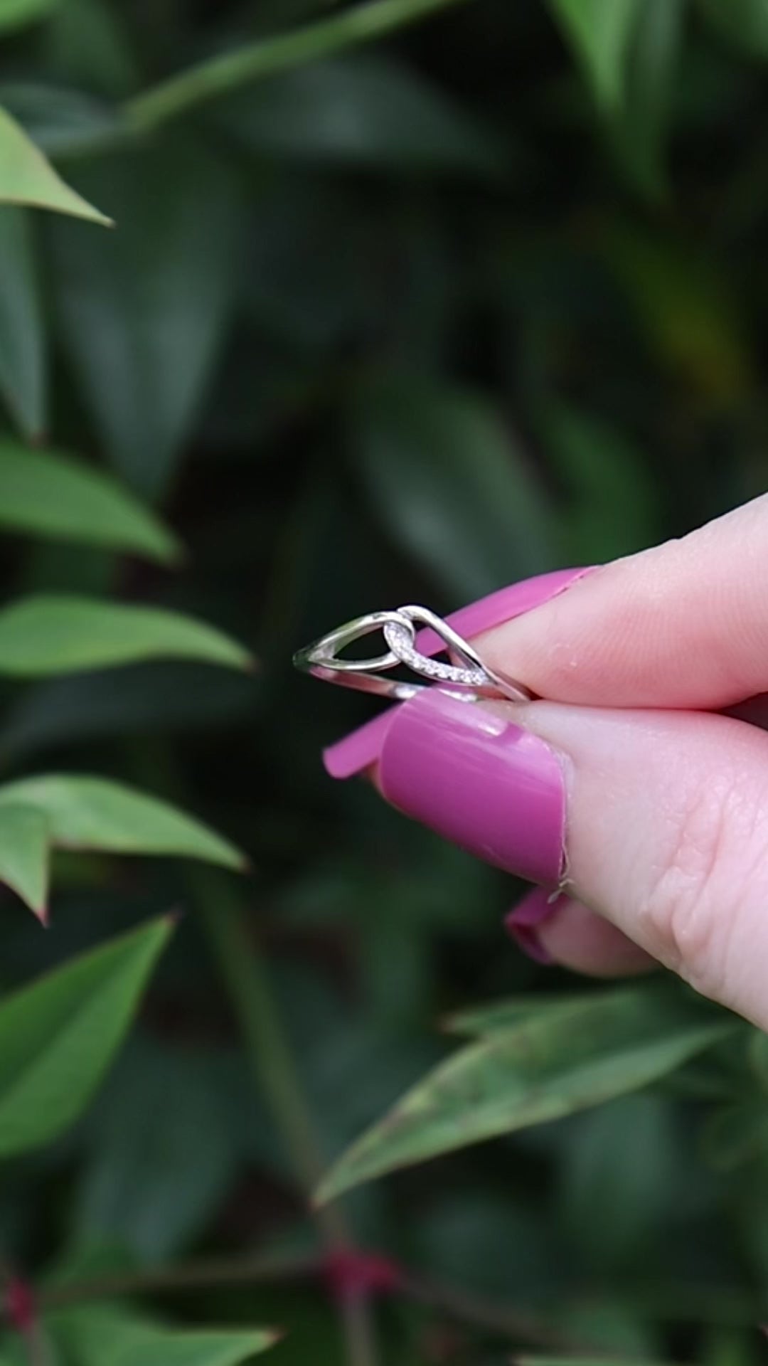 Linked Angel Wings Ring